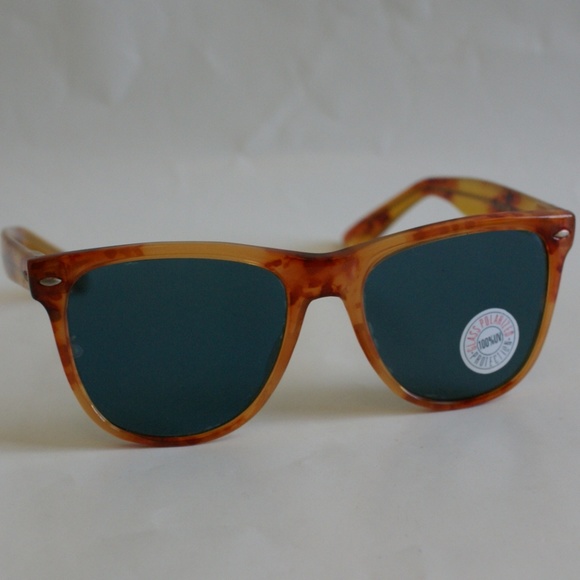 NWT Vintage Glass polarized Wayfair style tortoise frame / smoke lens sunglasses